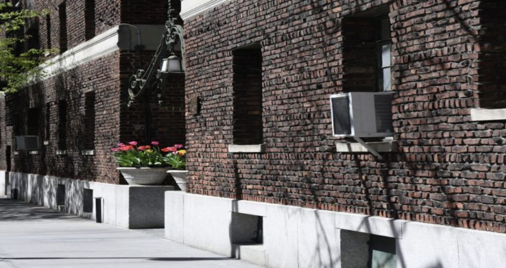 iStock-1314523546_1000X530-768x407